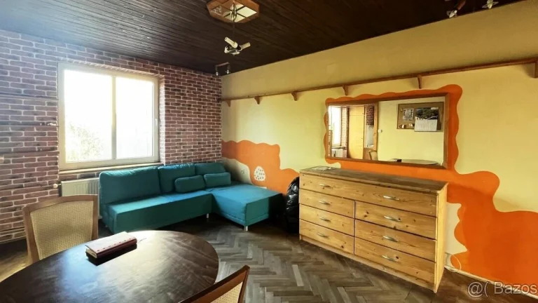 Vymením 2 izbový byt s balkónom v širšom centre mesta Poprad