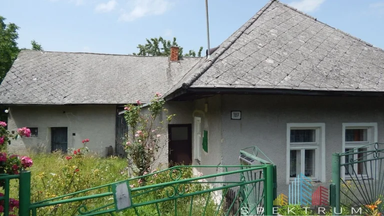 REZERVOVANÉ-EXKLUZÍVNE- SPEKTRUM REALITY - Na Predaj Chalup