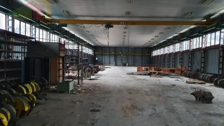 Výrobná hala 1105 m2 Dubnica nad Váhom, pozemok 5000 m2