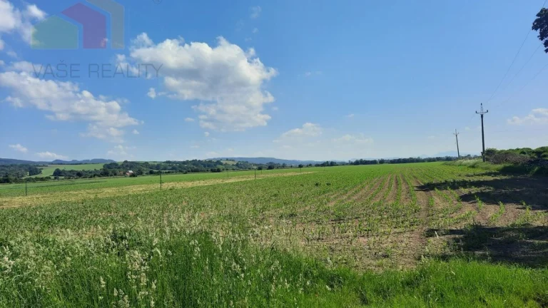 Pozemok na výstavbu rodinného domu v obci Slávnica, 1123 m2