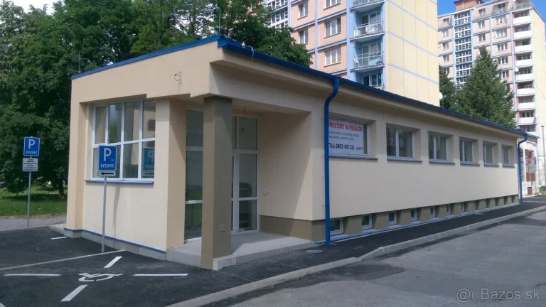 PRENÁJOM kancelárske priestory 115 m2, Námestie slobody