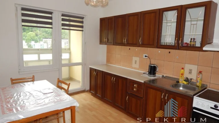SPEKTRUM REALITY- Na Predaj 3-izbový byt, 69.7 m2, Kremnica,
