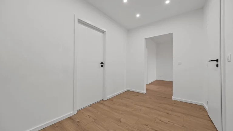 Novo zrekonštruovaný 4 izbový byt Gallayova, 82 m2