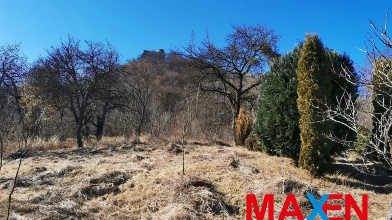 Stavebný pozemok 870 m2 so sieťami, Košice okolie