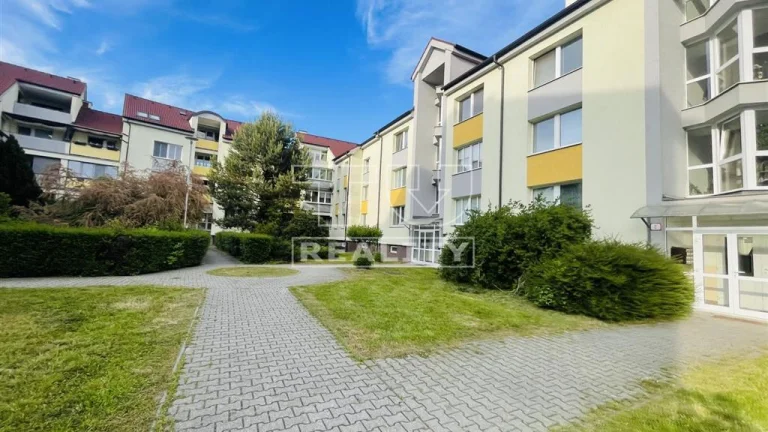 Predaj zariadeného 2.izbového bytu v samom centre...
