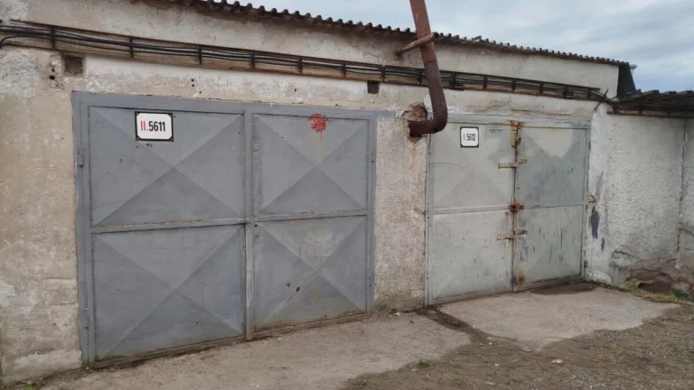 Dvojgaráž Košice, Myslavská, s pozemkom v OV