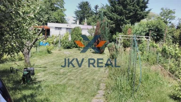 Na predaj záhradná chata v Ružinove na Slovnaftskej ulici