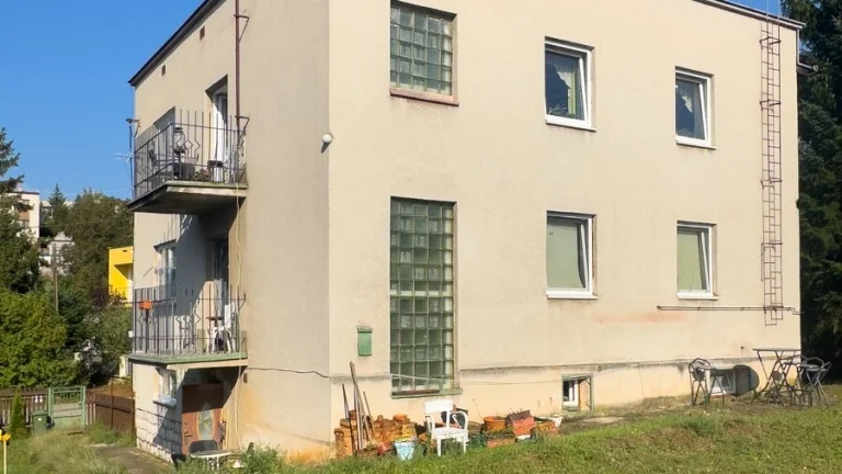 Viacgeneračné bývanie či tri bytové jednotky na prenájom?