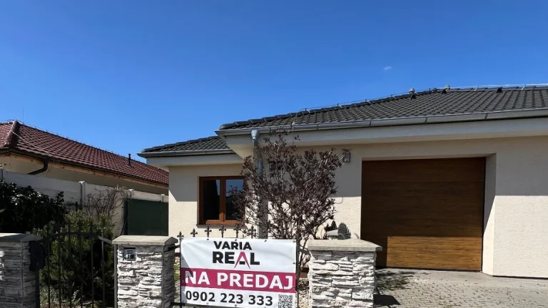 Rodinný dom s garážou Trnava