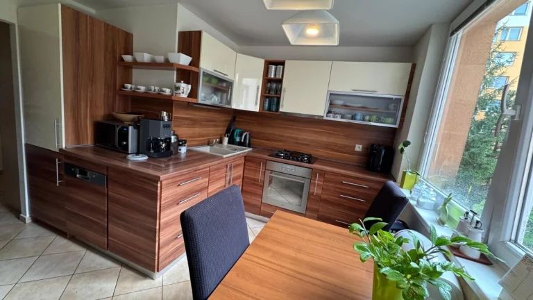 3-izbový byt po rekonštrukcii na predaj, Bystrická cesta