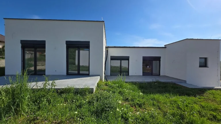 Na predaj novostavba 4i rodinného domu Štitáre pri Nitre