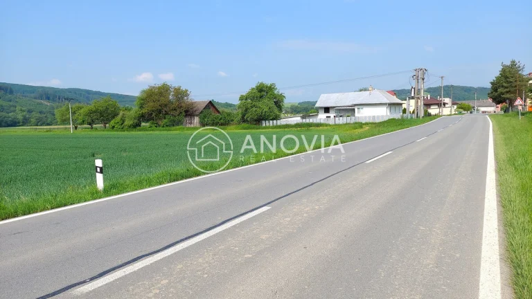 Pozemok na výstavbu bytového/rodinného domu Marhaň