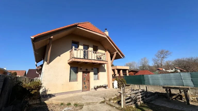 CHATA NA CELOROČNÉ BÝVANIE - Nové Zámky
