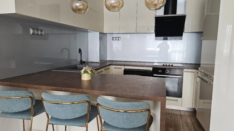 Prenájom 2 izbového apartmánového bytu