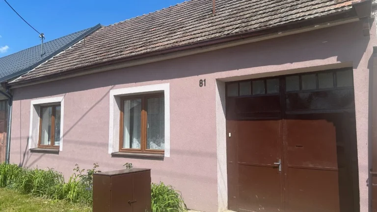 PREDAJ DOMU V ŠTEFANOVEJ S VEĽKÝM POZEMKOM - 2 399 m2
