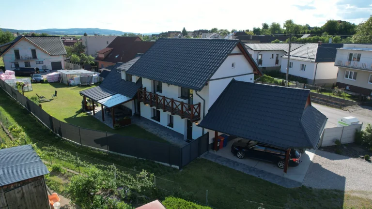 Na predaj zaujímavý rodinný dom v obci Soblahov pri Trenčíne