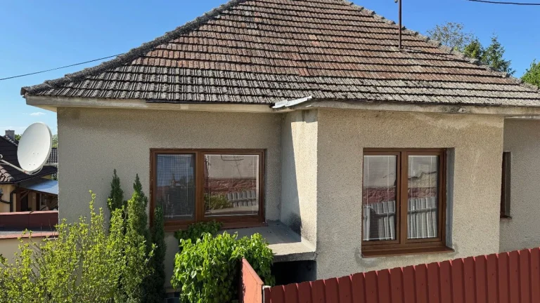 - predaj 3-izbového rodinného domu len 5 km od Piešťan