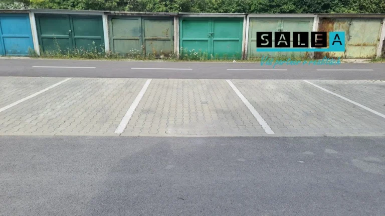 VONKAJŠIE PARKOVACIE MIESTO, 12m2, ŽILINA - KOMENSKÉHO REZI