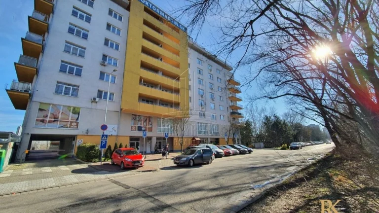 PRENÁJOM - 1i zariadený byt na ulici Antolská pri Draždiaku