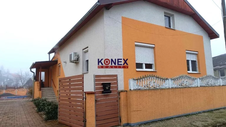 Kompletne rekonštruovaný rodinný dom v obci Hraň