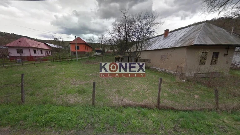 Pozemok v peknom prostredí obce Osadné