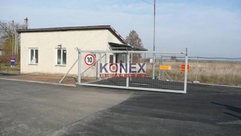 Pozemok na komerčné využitie v obci Bežovce