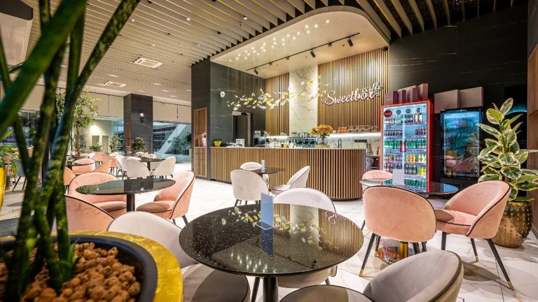POSTÚPENIE PREVÁDZKY – Sweetbox Caffé, Nitra (OC Promenáda)
