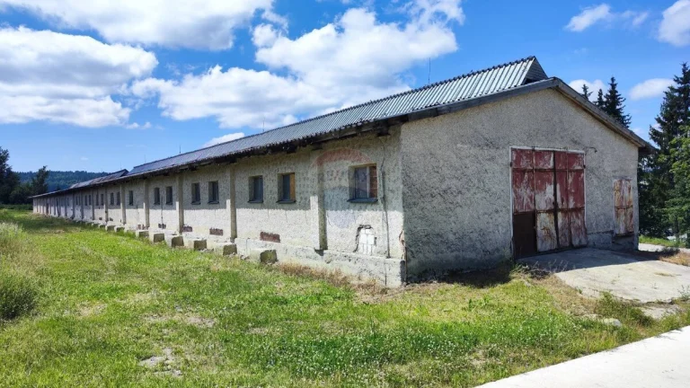 Predaj haly 1400m2,Rabča