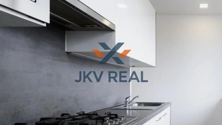 JKV Real ponúka na predaj 4 ízbový byt v Malackách