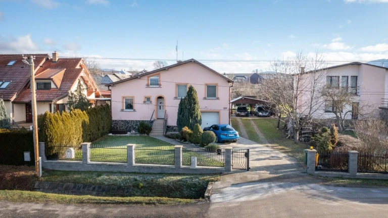 REZERVOVANÉ - Na predaj rodinný dom v obci Bidovce