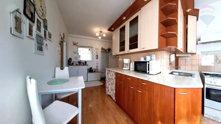 Predaj 4.izb. byt, Nová Ves nad Žitavou
