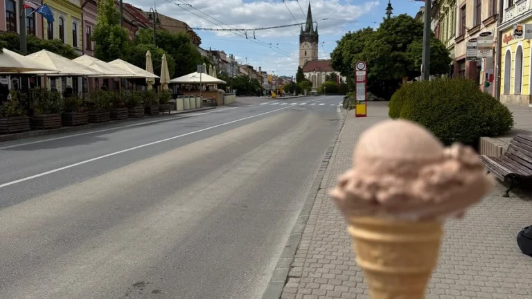 Kompletne zariadená reštaurácia, priestor na akcie