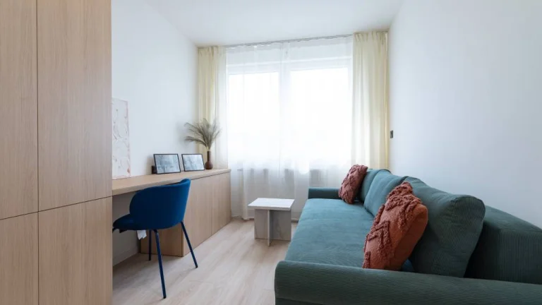 NA PREDAJ 1+kk - Apartmán, Krivá ulica, Košice - JUH
