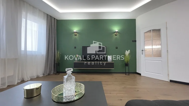 Rodinný dom v tichej časti obce Semerovo