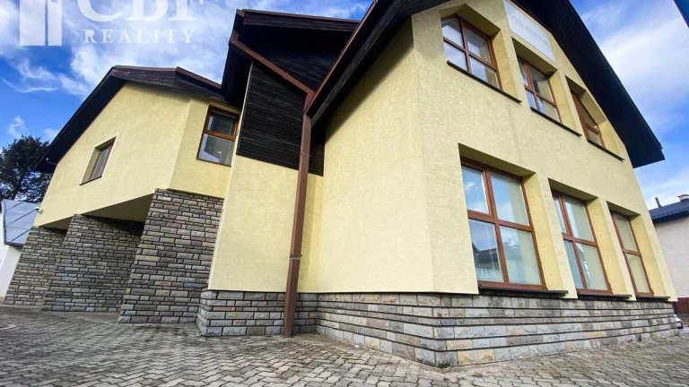 Veľký priestor pre veľké plány: 120 m² na prenájom v Poprade