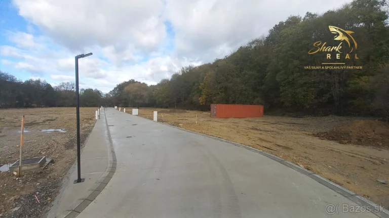 Predaj stavebný pozemok s inžinierskymi sieťami