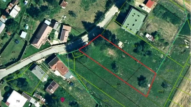 Na predaj krásny pozemok na výstavbu Rodinného domu - Strop
