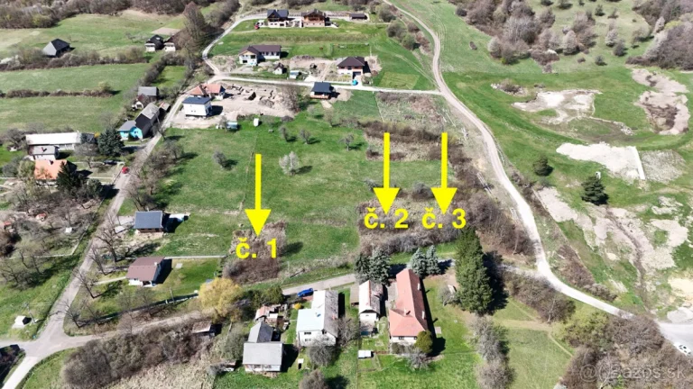 POZEMOK NA VÝSTAVBU RODINNÉHO DOMU V OBCI PRESTAVLKY
