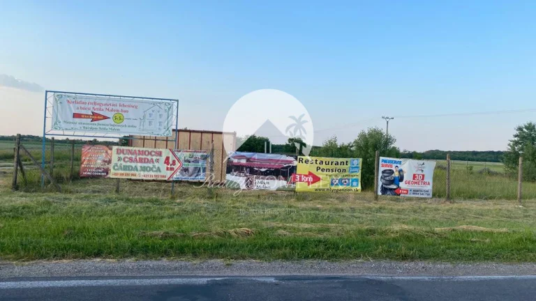 Reality KOMPLEX s.r.o. Vám ponúka na PRENÁJOM komerčný pozem