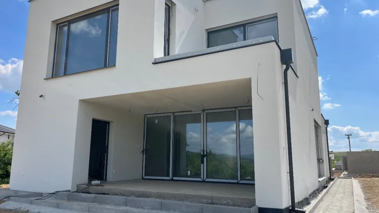 Exkluzívne 4 izb. vily (198 m2) s najkrajším výhľadom od 369
