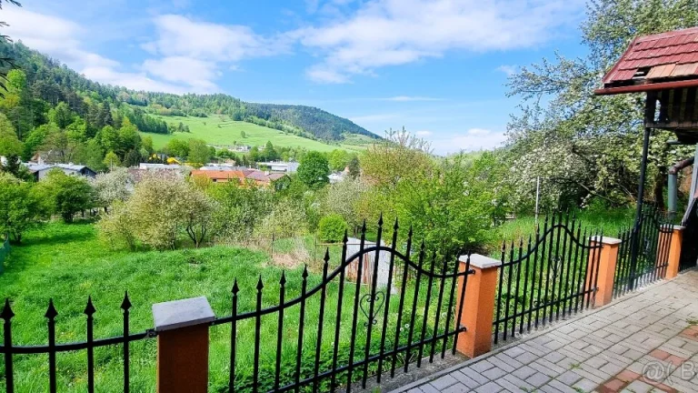 PREDAJ RD Krompachy, 3izb.,obyt.plocha 100m2,pozemok 955m2