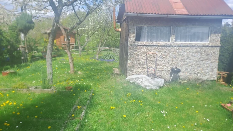Záhradka s chatkou Nová Dubnica 200 m2
