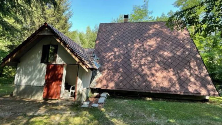 na predaj chatu v rekreačnej oblasti Plaveckého Štvrtku