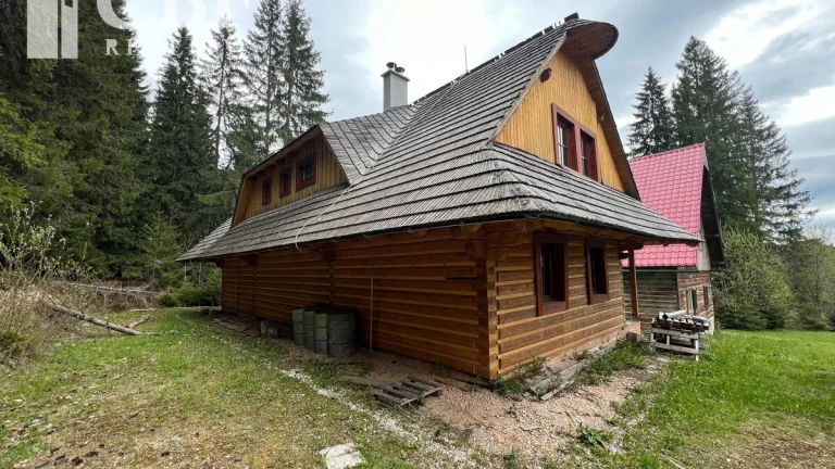 Jedinečná vidiecka usadlosť v Slovenskom raji - Dobšiná.