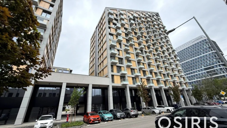 METROPOLIS-DOWNTOWN Starého Mesta, 2i apartmán, parking