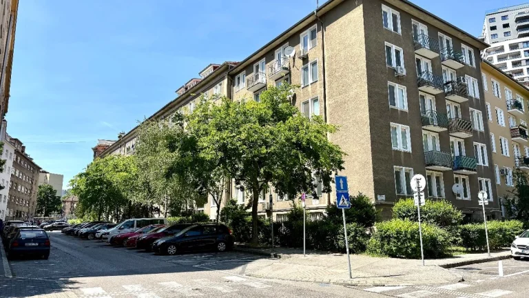 Na predaj 2 izbový byt, Bratislava, Staré Mesto, Povraznícka