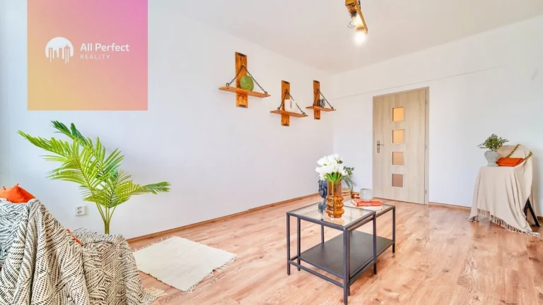 Predaj 2 izbový byt s balkónom v Seredi s dlhodobým nájomcom