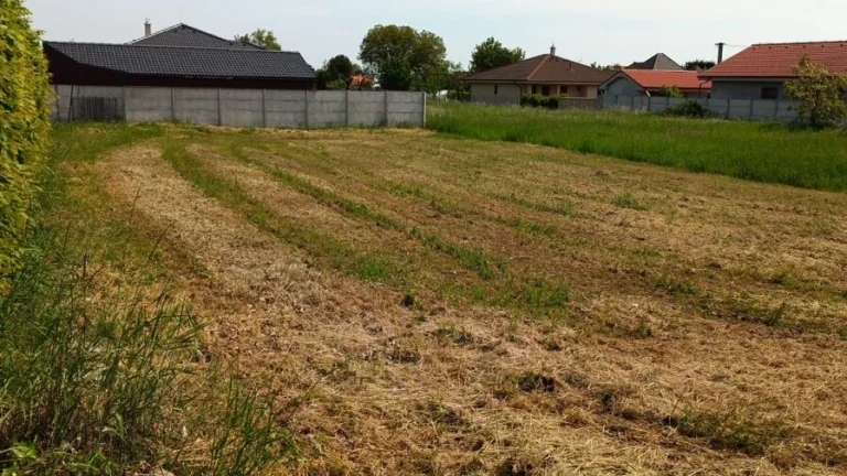 Stavebný pozemok na predaj