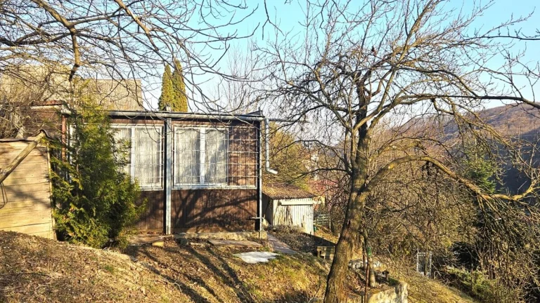 Chata so záhradou Nižný Klátov, 5 km od Košíc