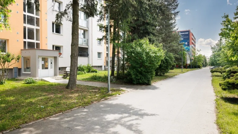 3 izbový byt blízko centra, Sabinovská, Prešov